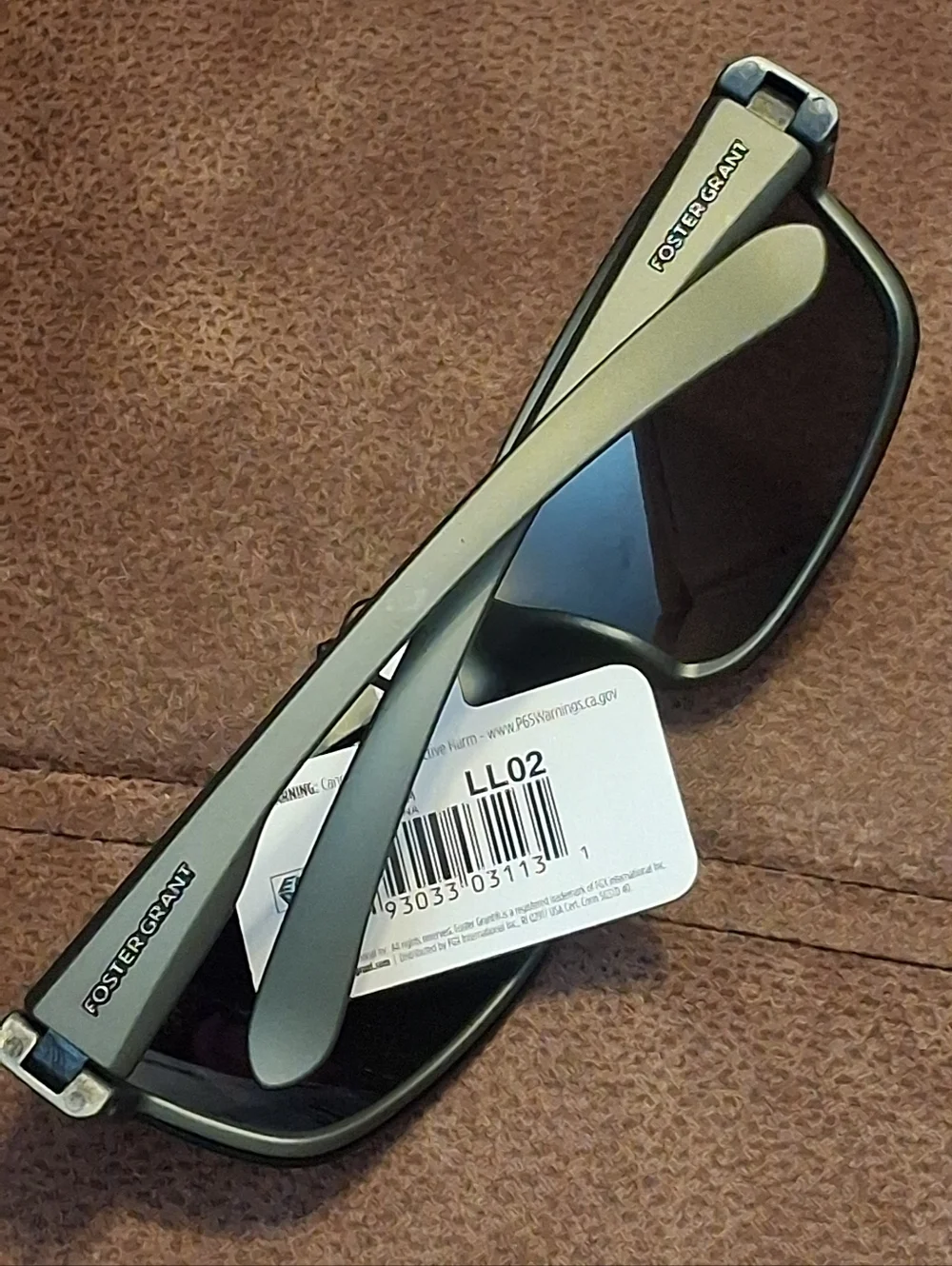 Foster Grant Sleek Gray Polarized Sport Sunglasses